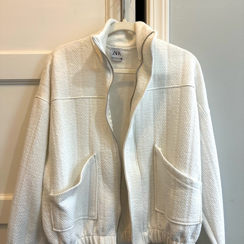 Zara White Bomber Jacket with Stand-Up Collar